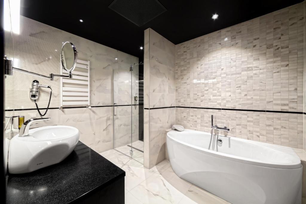 Sloneczny Zdroj Medical Spa & Wellness Busko-Zdrój Oda fotoğraf